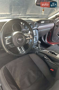 Купе Ford Mustang 2015 в 