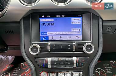 Кабриолет Ford Mustang 2019 в 