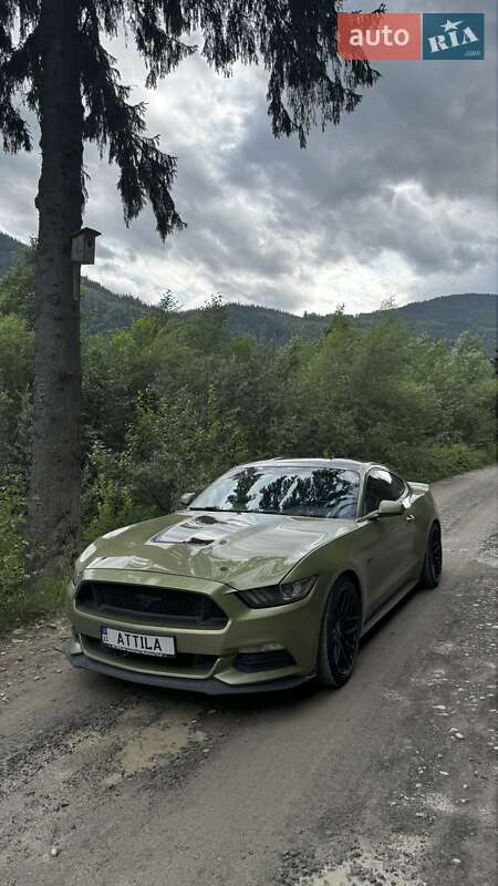 Купе Ford Mustang 2015 в Хмельницком