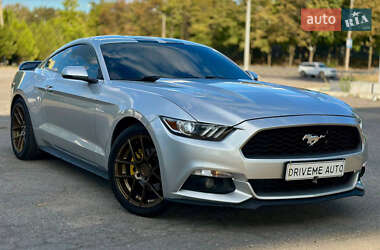 Купе Ford Mustang 2016 в 