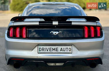 Купе Ford Mustang 2016 в 