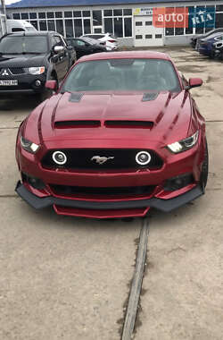 Купе Ford Mustang 2016 в 