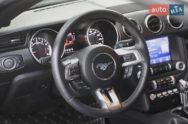 Купе Ford Mustang 2022 в 