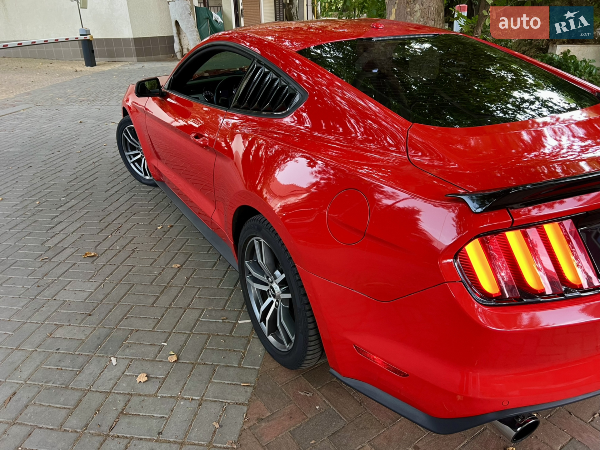 2015 Ford Mustang - мініатюра 2