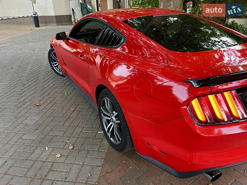 Купе Ford Mustang 2015 в Одесі