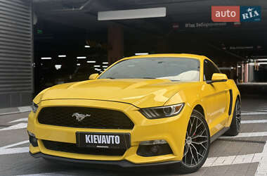 Купе Ford Mustang 2014 в 