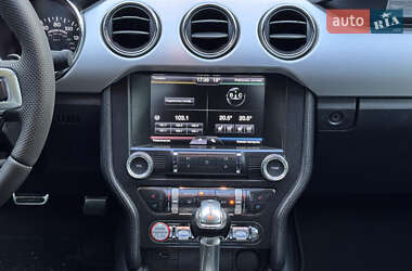 Купе Ford Mustang 2014 в 