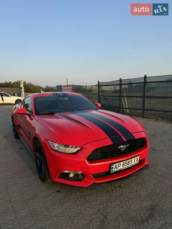 Купе Ford Mustang 2015 в Львове фото 5 Купе Ford Mustang 2015 в Львове