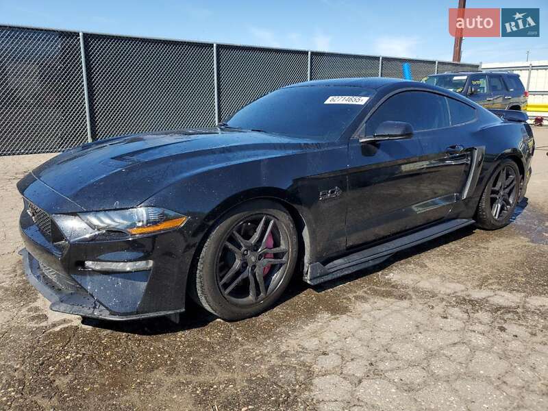Купе Ford Mustang 2020 в 