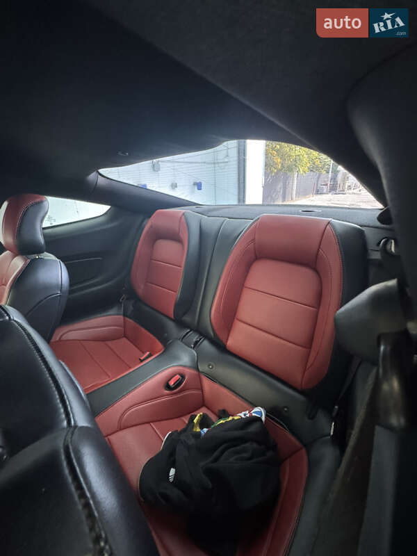 Купе Ford Mustang 2015 в Днепре фото 9 Купе Ford Mustang 2015 в Днепре