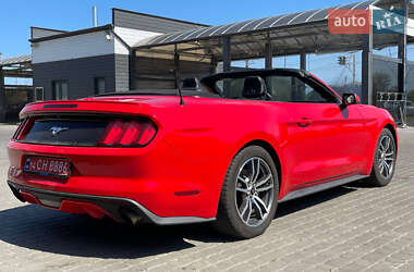 Кабриолет Ford Mustang 2015 в 