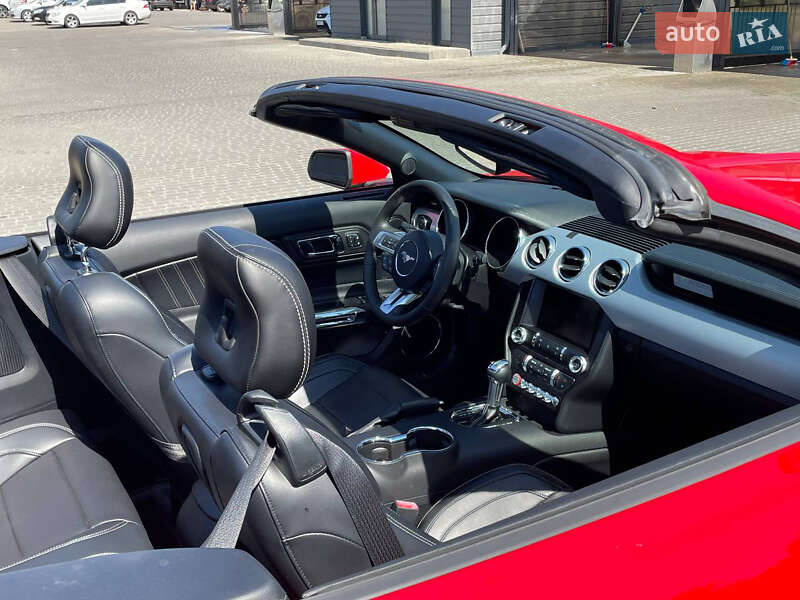 Кабриолет Ford Mustang 2015 в Ковеле