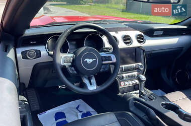 Кабриолет Ford Mustang 2015 в 