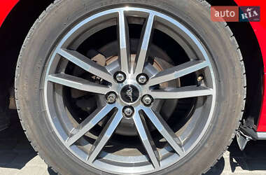 Кабриолет Ford Mustang 2015 в 