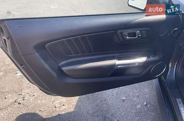 Купе Ford Mustang 2015 в 