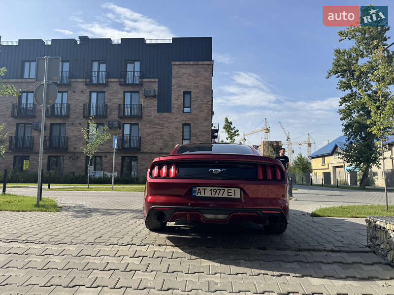 Купе Ford Mustang 2015 в Ивано-Франковске
