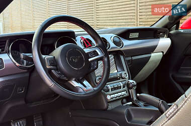 Купе Ford Mustang 2015 в 
