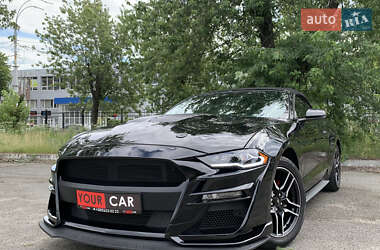 Кабриолет Ford Mustang 2019 в Киеве