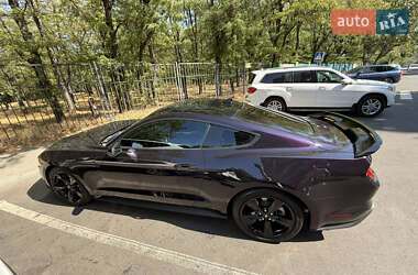 Купе Ford Mustang 2022 в 