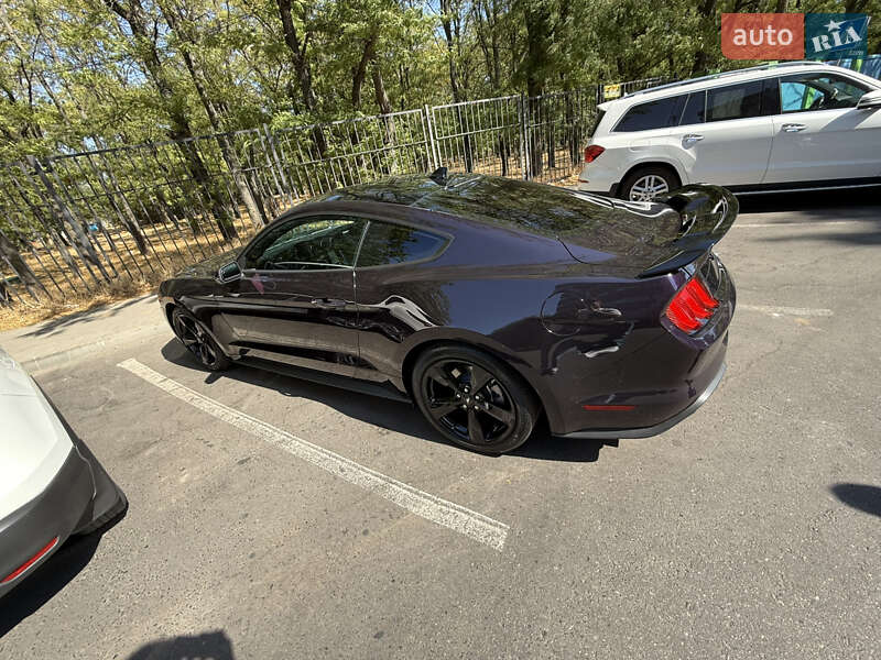 Купе Ford Mustang 2022 в Одесі