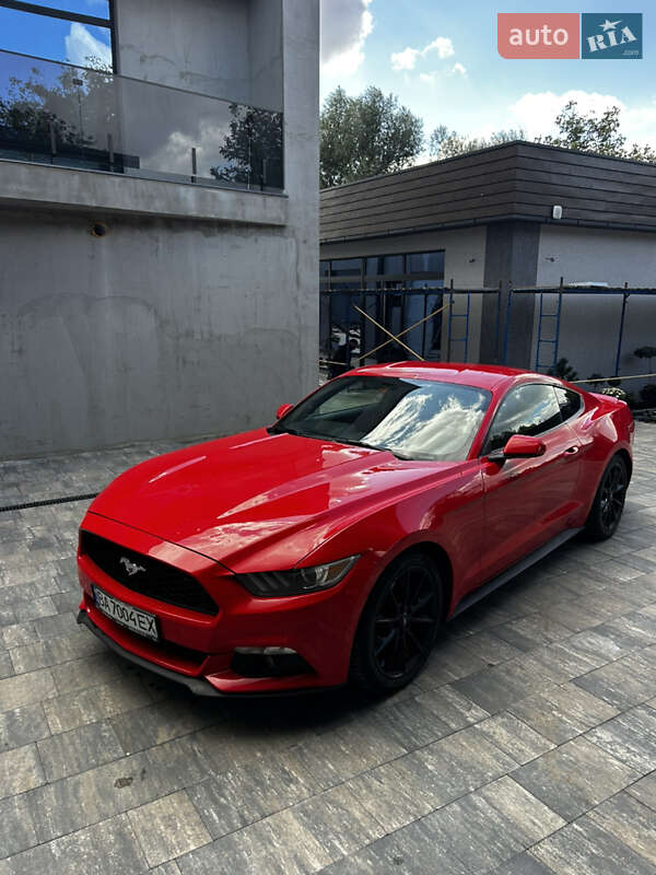 Купе Ford Mustang 2016 в 