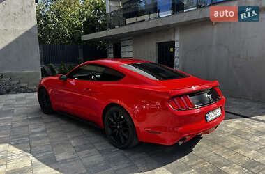 Купе Ford Mustang 2016 в 