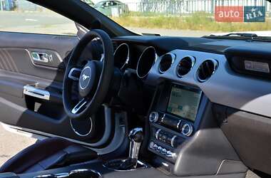 Купе Ford Mustang 2017 в 