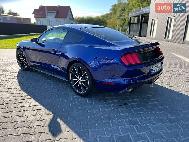Купе Ford Mustang 2015 в Львове
