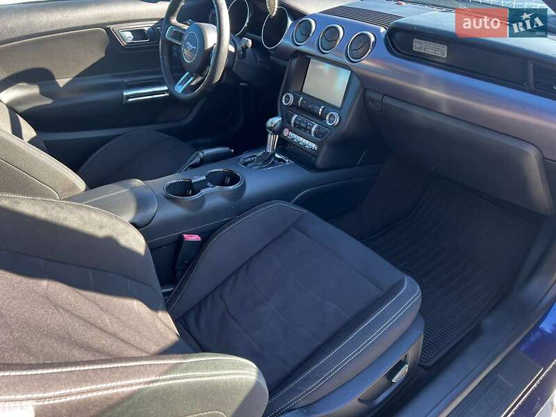 Купе Ford Mustang 2015 в Львове