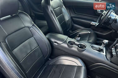 Купе Ford Mustang 2019 в 