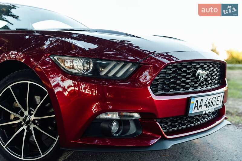 Купе Ford Mustang 2015 в Киеве