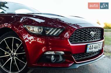 Купе Ford Mustang 2015 в 