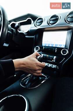 Купе Ford Mustang 2015 в 