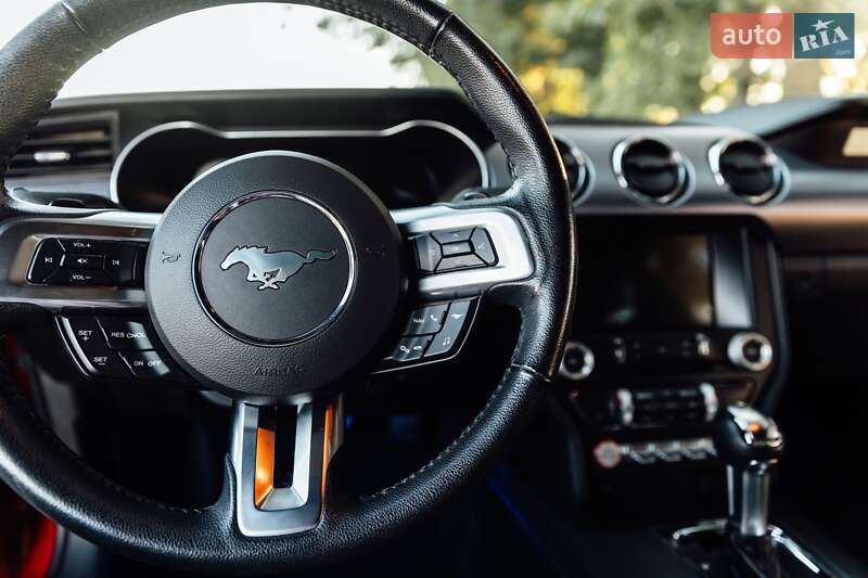 Купе Ford Mustang 2015 в Киеве
