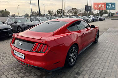 Купе Ford Mustang 2015 в 