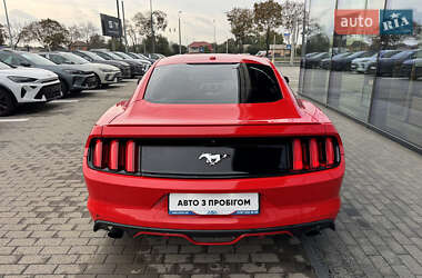 Купе Ford Mustang 2015 в 