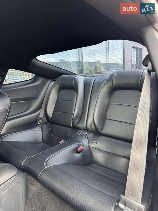 Купе Ford Mustang 2015 в Киеве