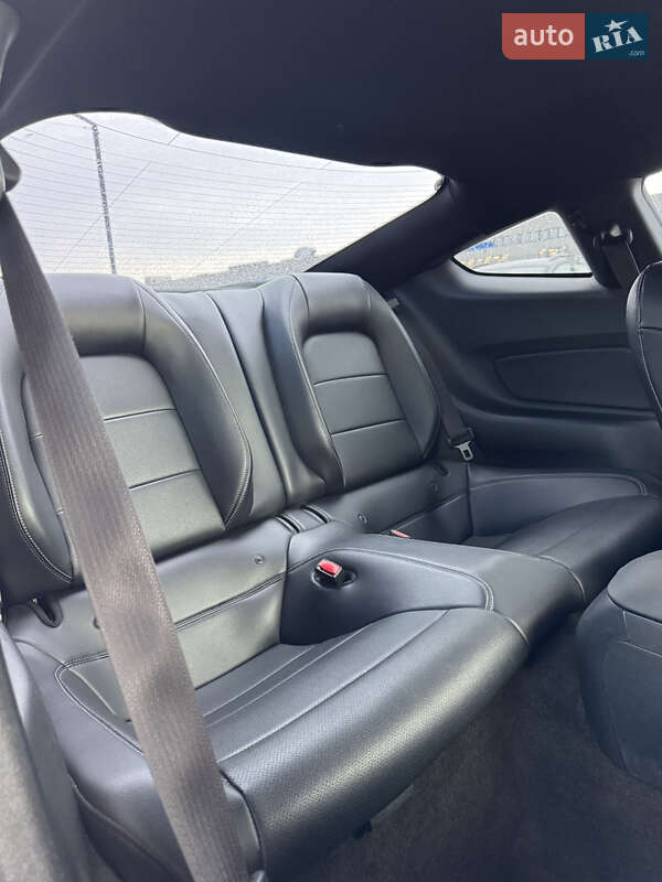 Купе Ford Mustang 2015 в Киеве