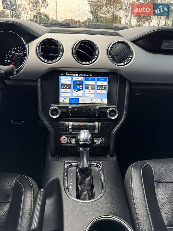 Купе Ford Mustang 2015 в Киеве
