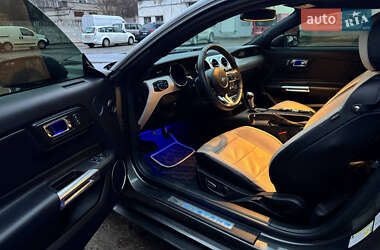 Купе Ford Mustang 2015 в 
