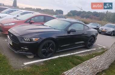 Купе Ford Mustang 2014 в 