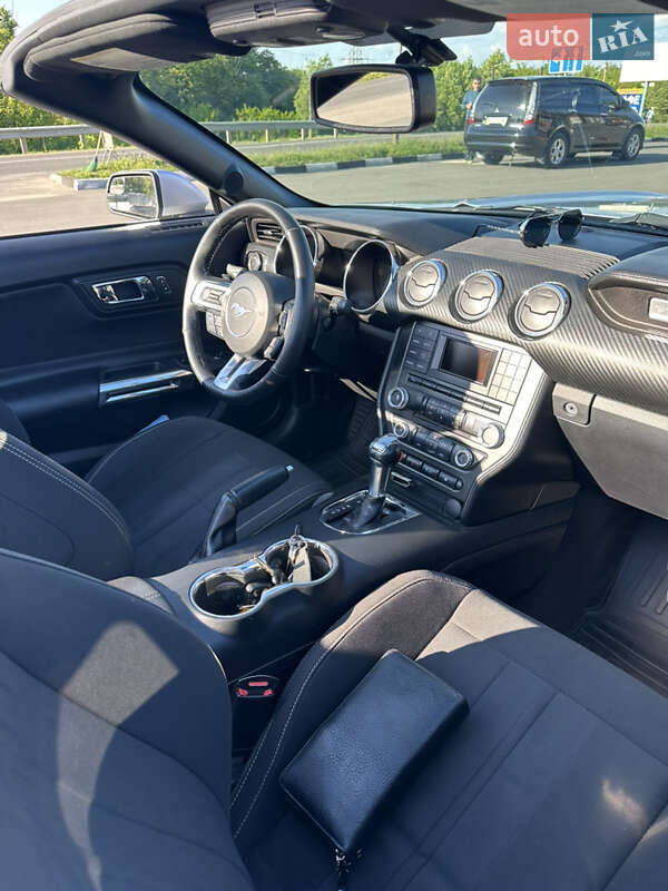 Кабріолет Ford Mustang 2015 в Корсунь-Шевченківському фото 4 Кабріолет Ford Mustang 2015 в Корсунь-Шевченківському