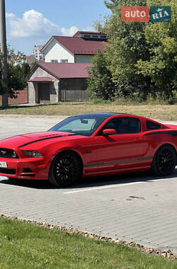 Купе Ford Mustang 2012 в 