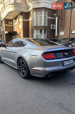 Купе Ford Mustang 2019 в 