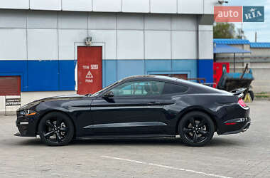 Купе Ford Mustang 2022 в 