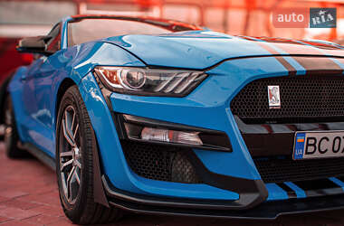 Купе Ford Mustang 2017 в 
