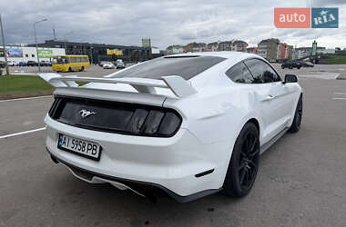 Купе Ford Mustang 2017 в 