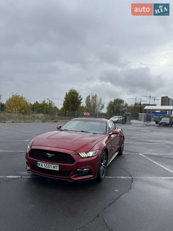 Купе Ford Mustang 2015 в Киеве