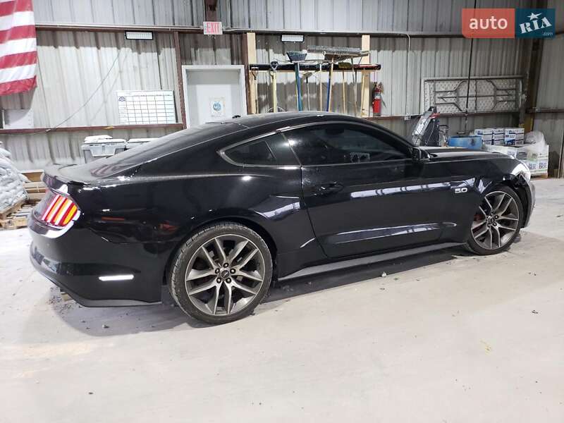 Купе Ford Mustang 2016 в Луцьку