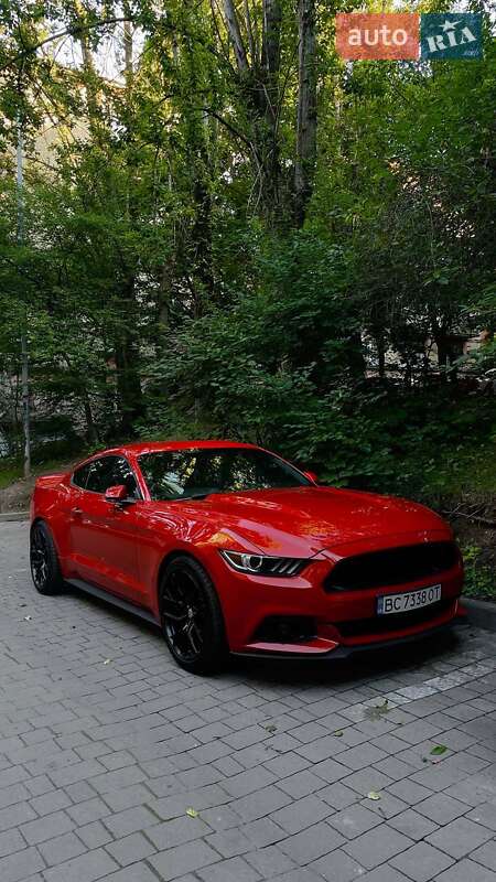 Купе Ford Mustang 2015 в Львове